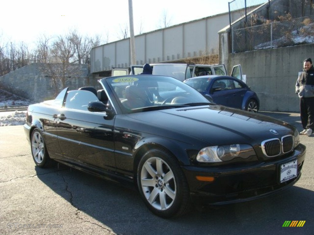 2002 3 Series 325i Convertible - Jet Black / Black photo #4