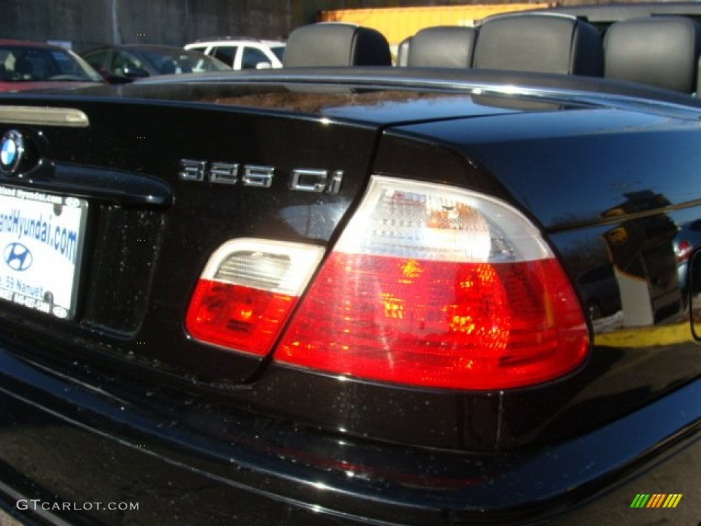 2002 3 Series 325i Convertible - Jet Black / Black photo #20