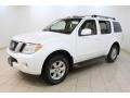 Avalanche White - Pathfinder SE 4x4 Photo No. 3