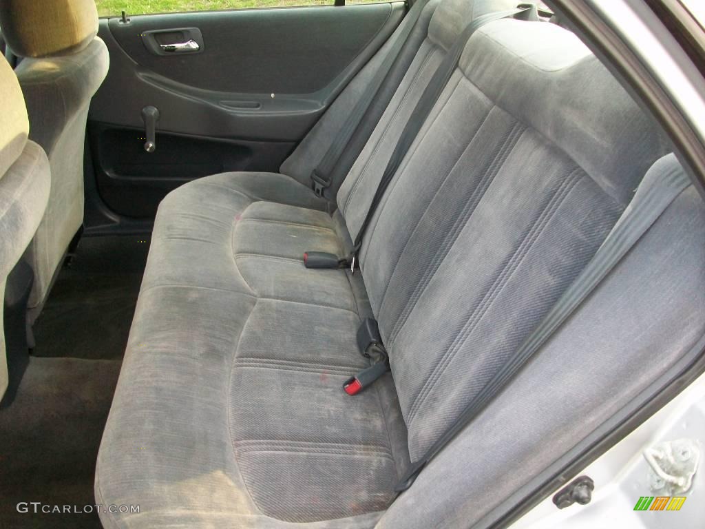 1999 Accord DX Sedan - Satin Silver Metallic / Gray photo #11