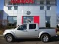 2011 Radiant Silver Metallic Nissan Frontier SV Crew Cab 4x4  photo #2