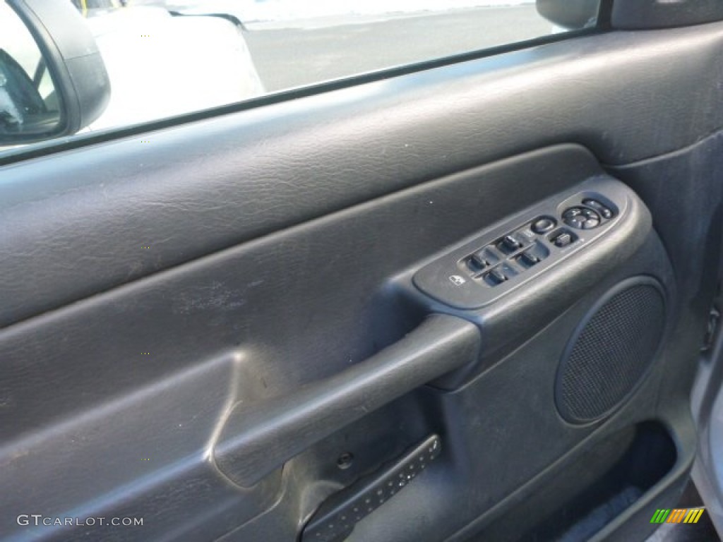 2002 Ram 1500 Sport Quad Cab 4x4 - Bright Silver Metallic / Dark Slate Gray photo #10