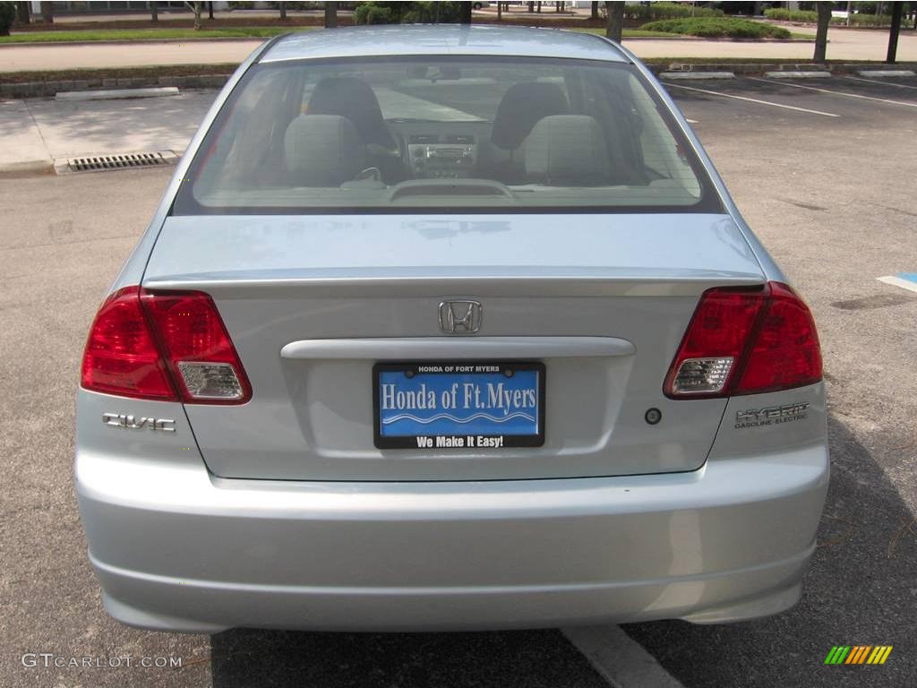 2004 Civic Hybrid Sedan - Opal Silver Blue Metallic / Gray photo #8