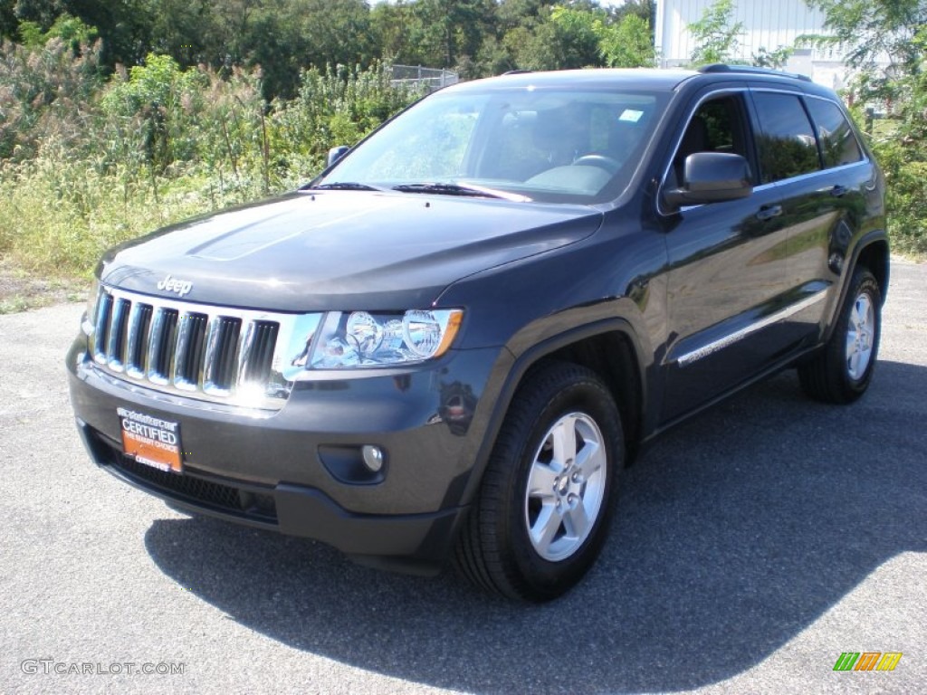 2011 Grand Cherokee Laredo X Package 4x4 - Dark Charcoal Pearl / Black photo #1