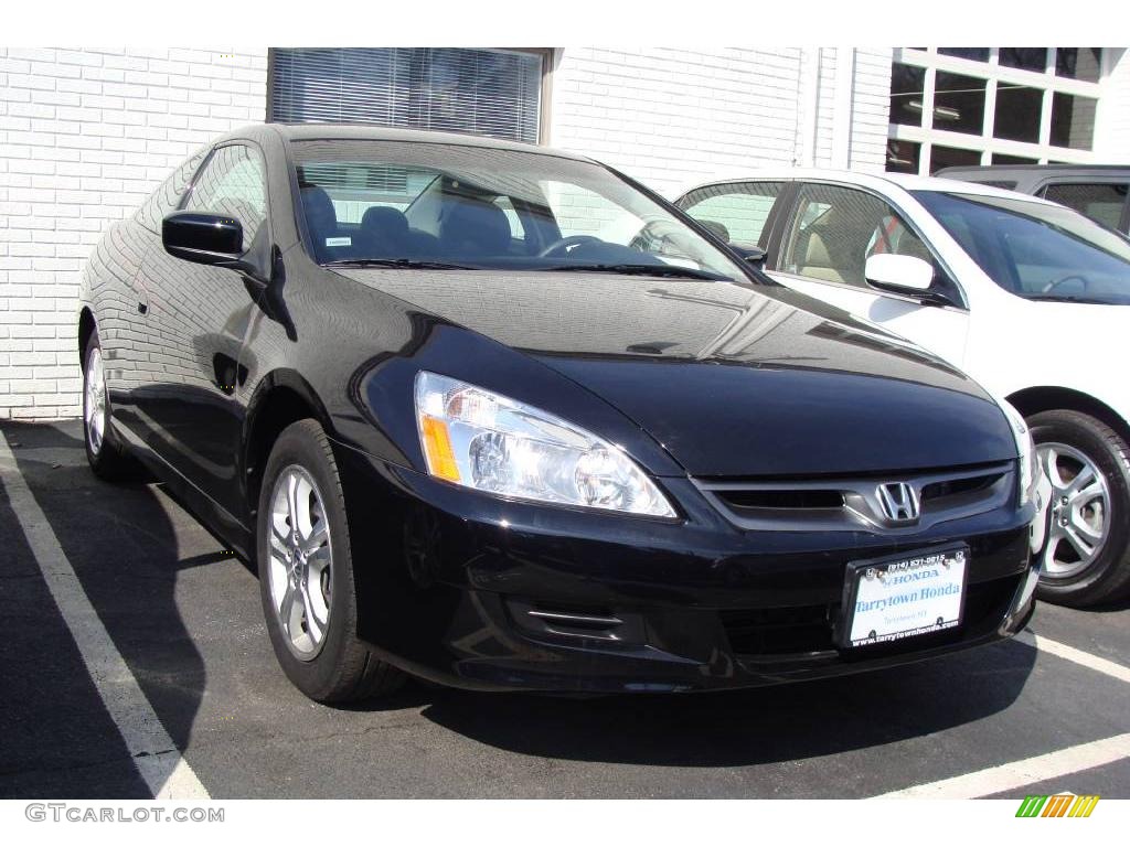 2006 Accord LX Coupe - Nighthawk Black Pearl / Black photo #3