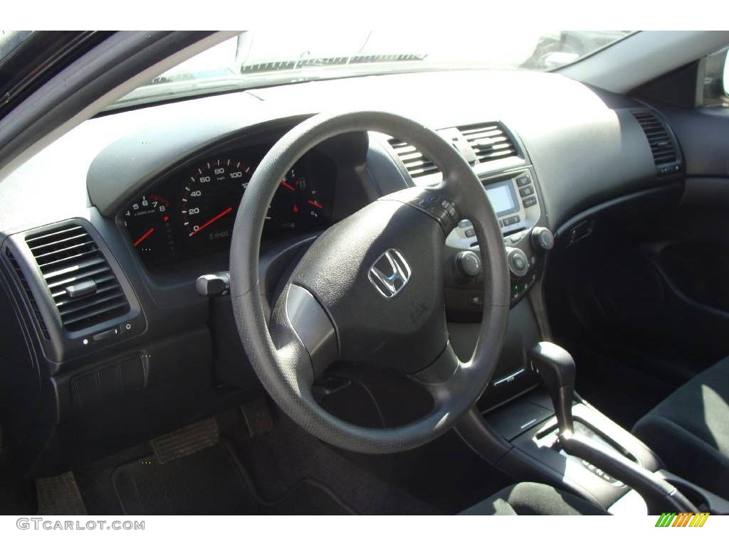 2006 Accord LX Coupe - Nighthawk Black Pearl / Black photo #11