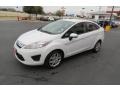 Oxford White - Fiesta SE Sedan Photo No. 3