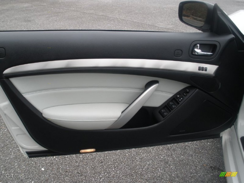 2010 Infiniti G 37 S Sport Convertible Door Panel Photos
