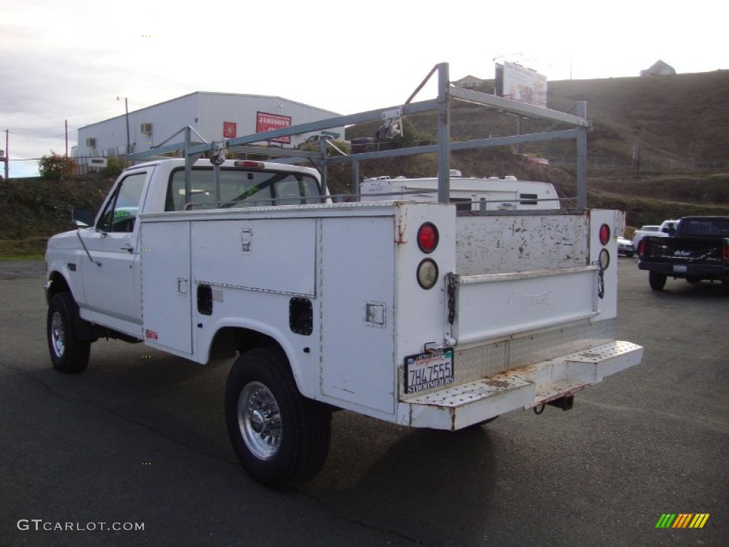 1997 F350 XL Regular Cab 4x4 - Oxford White / Opal Grey photo #5