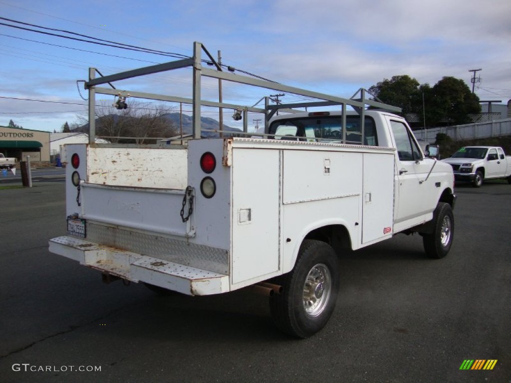 1997 F350 XL Regular Cab 4x4 - Oxford White / Opal Grey photo #7