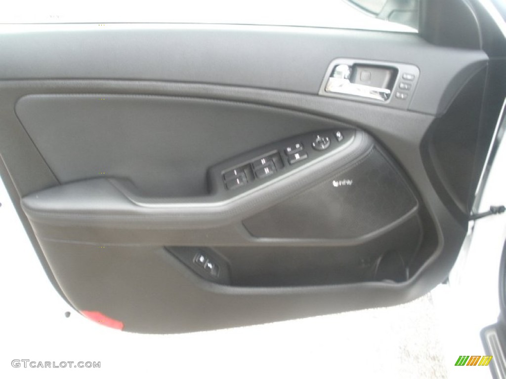 2012 Optima SX - Snow White Pearl / Black photo #20