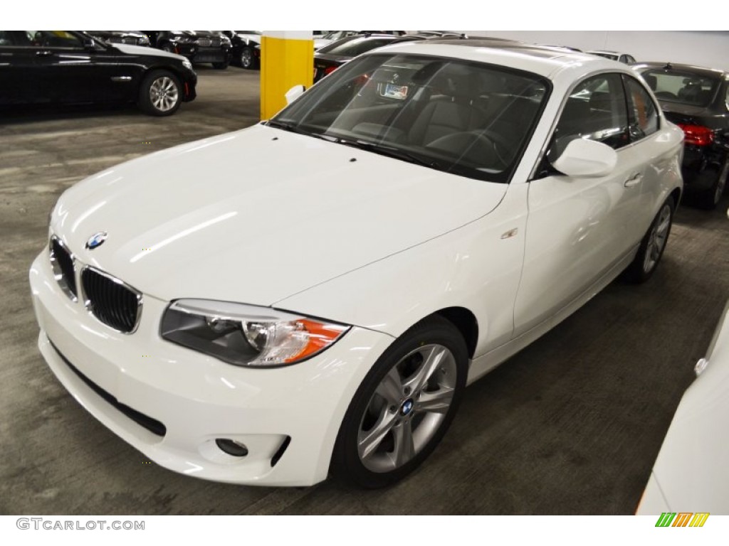 2013 1 Series 128i Coupe - Alpine White / Black photo #9