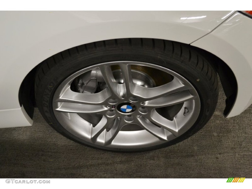 2013 1 Series 135i Coupe - Alpine White / Black photo #2