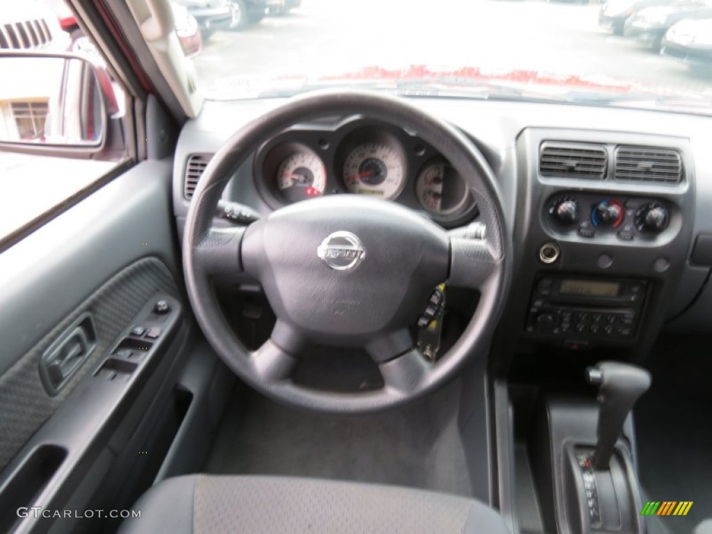 2004 Xterra XE - Thermal Red Metallic / Gray photo #13