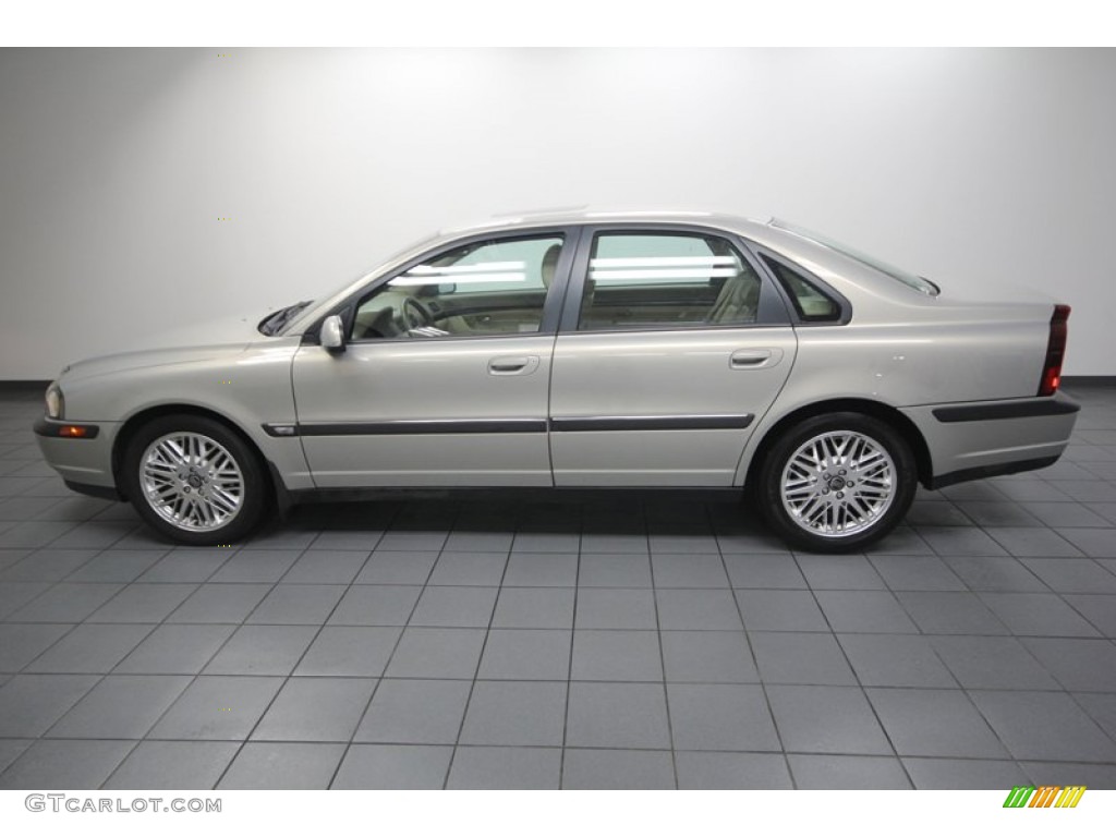 2000 S80 T6 - Moondust Metallic / Light Sand photo #2