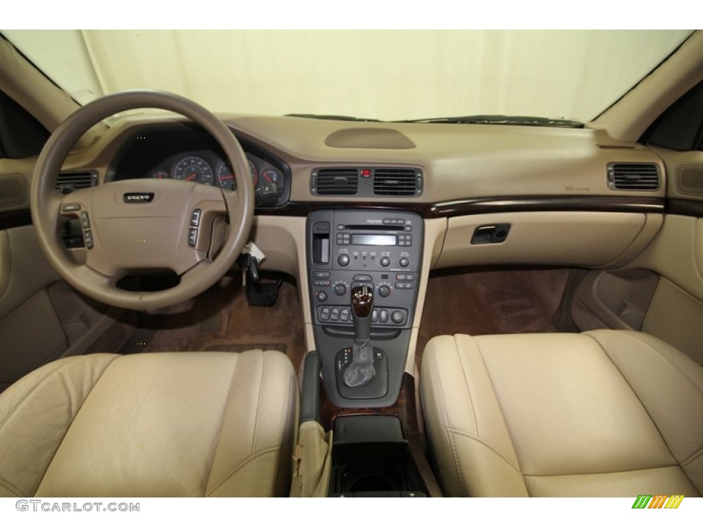 2000 S80 T6 - Moondust Metallic / Light Sand photo #4