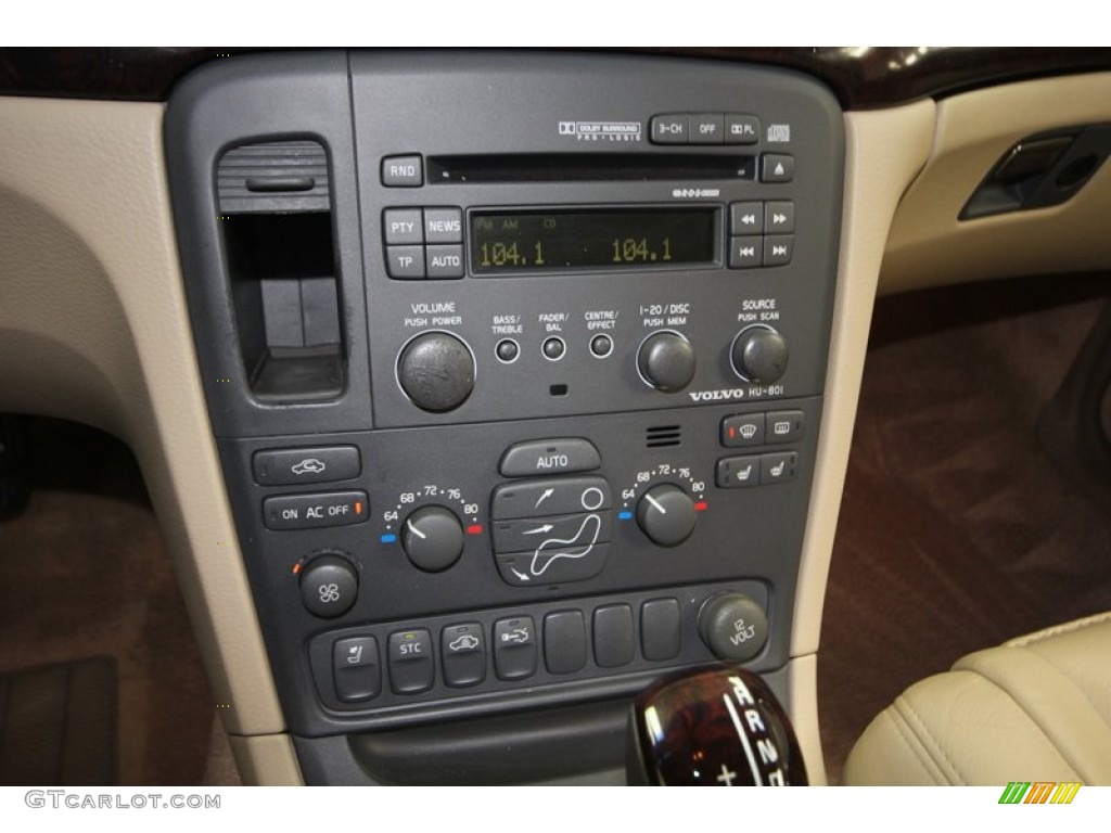2000 S80 T6 - Moondust Metallic / Light Sand photo #20
