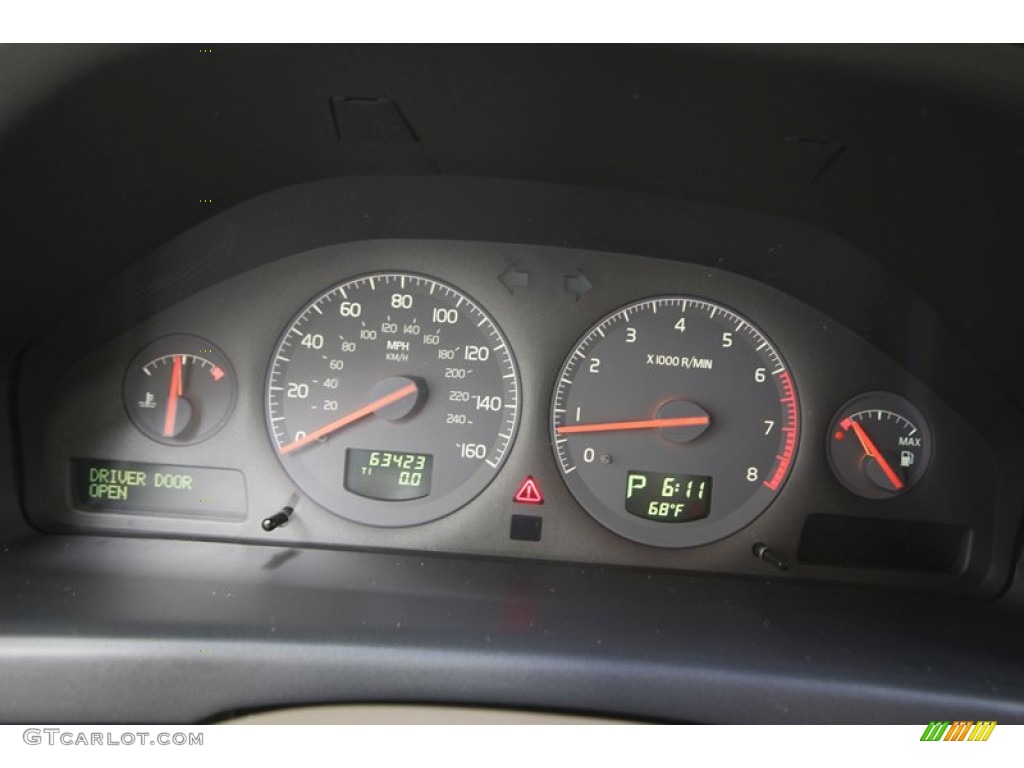 2000 S80 T6 - Moondust Metallic / Light Sand photo #40