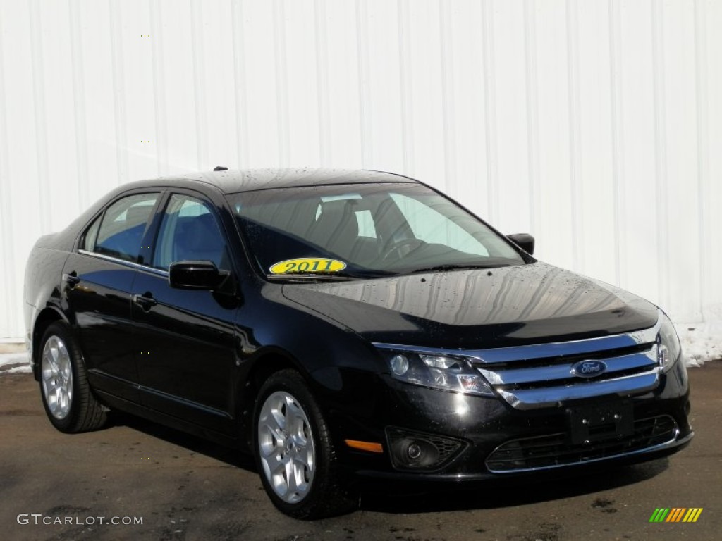 2011 Fusion SE V6 - Tuxedo Black Metallic / Charcoal Black photo #3