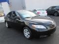 Black - Camry LE Photo No. 5