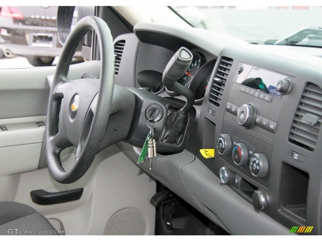 2011 Silverado 1500 Regular Cab 4x4 - Taupe Gray Metallic / Dark Titanium photo #4