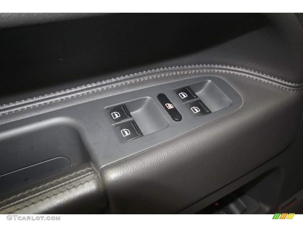 2009 Volkswagen Touareg 2 V8 Controls Photo #75435006