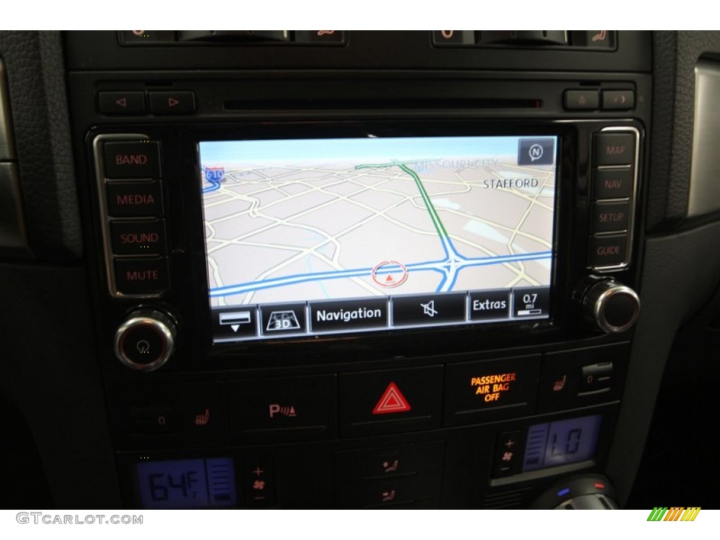 2009 Volkswagen Touareg 2 V8 Navigation Photos