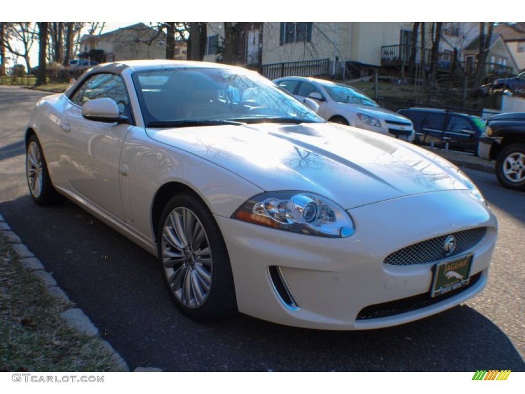 2010 XK XK Convertible - Porcelain White / Caramel photo #7