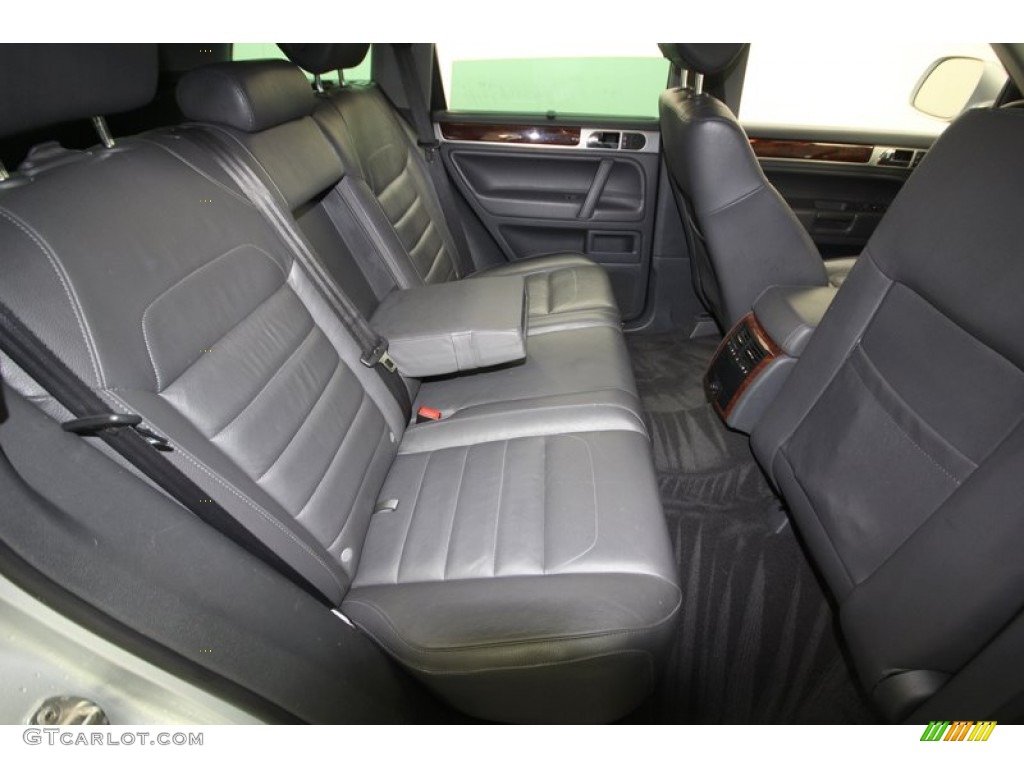 Anthracite Interior 2009 Volkswagen Touareg 2 V8 Photo #75435554