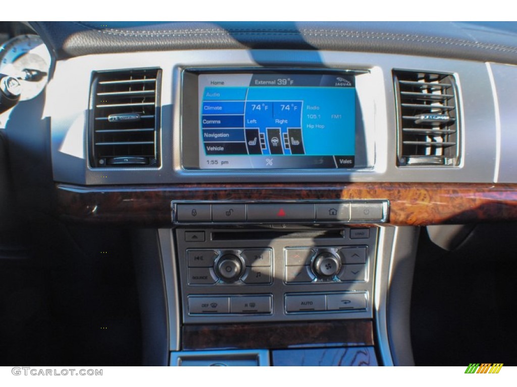 2009 XF Luxury - Vapour Grey Metallic / Charcoal/Charcoal photo #22