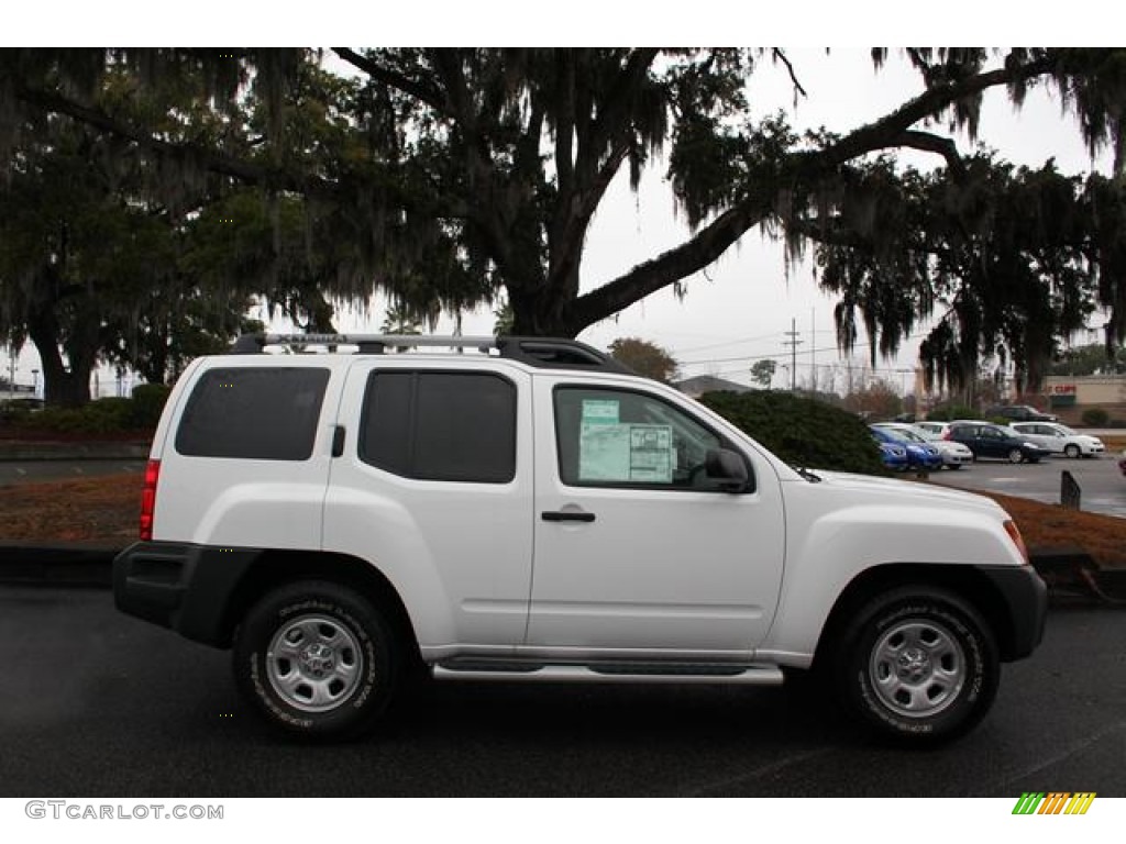 Avalanche White 2012 Nissan Xterra X Exterior Photo #75436383