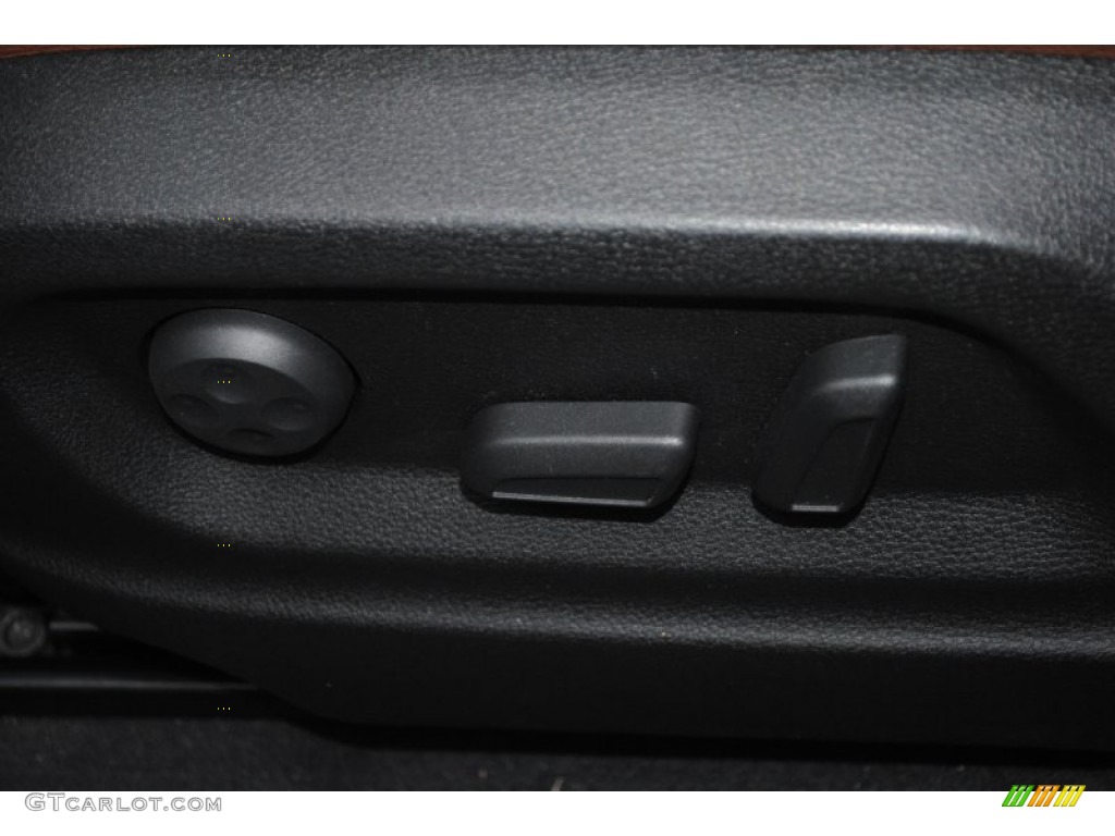 2011 Q5 2.0T quattro - Ibis White / Cinnamon Brown photo #11