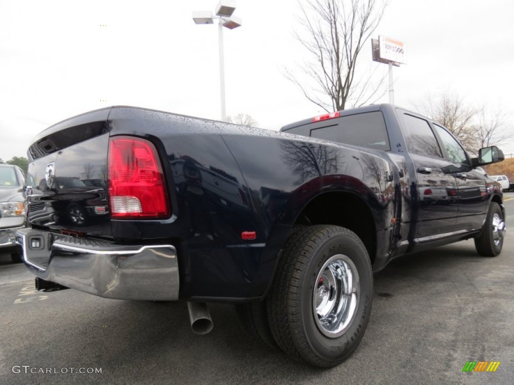 2012 Ram 3500 HD Big Horn Crew Cab Dually - True Blue Pearl / Dark Slate/Medium Graystone photo #3