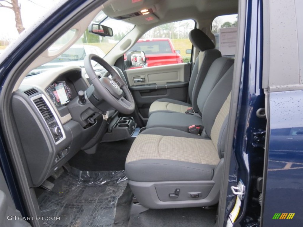 2012 Ram 3500 HD Big Horn Crew Cab Dually - True Blue Pearl / Dark Slate/Medium Graystone photo #7