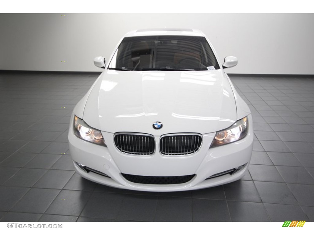 2009 3 Series 335i Sedan - Alpine White / Black photo #7