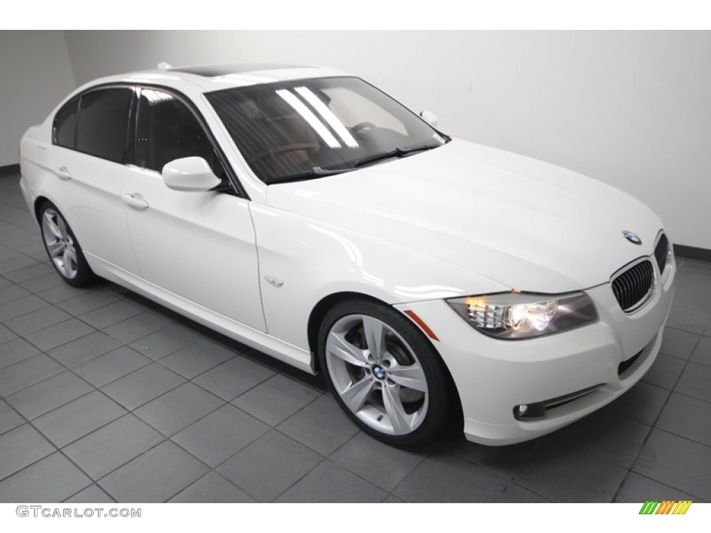 2009 3 Series 335i Sedan - Alpine White / Black photo #9