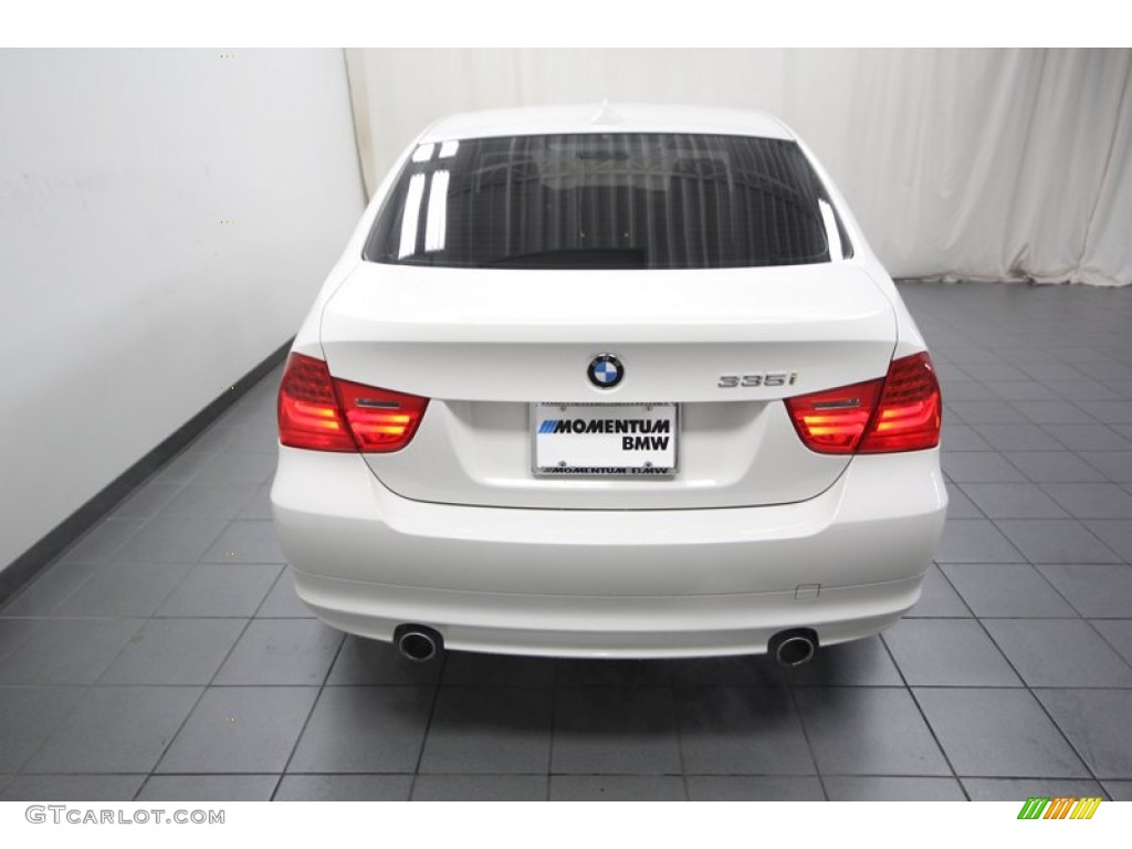 2009 3 Series 335i Sedan - Alpine White / Black photo #12