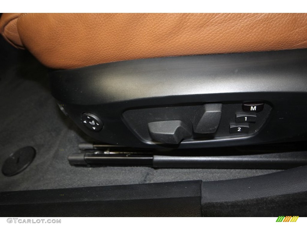 2009 3 Series 335i Sedan - Alpine White / Black photo #17