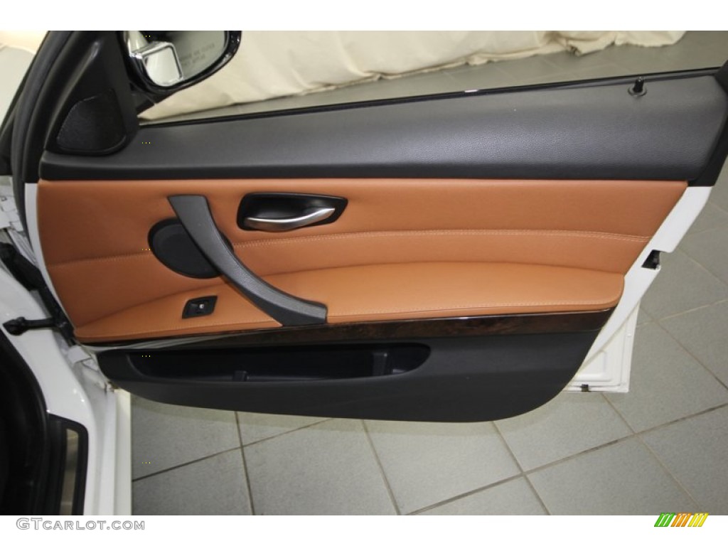 2009 3 Series 335i Sedan - Alpine White / Black photo #38