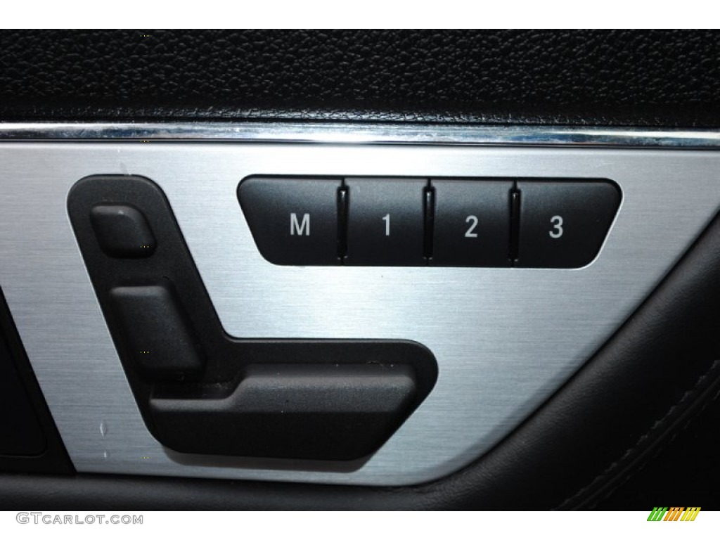 2009 Mercedes-Benz C 63 AMG Controls Photo #75439851