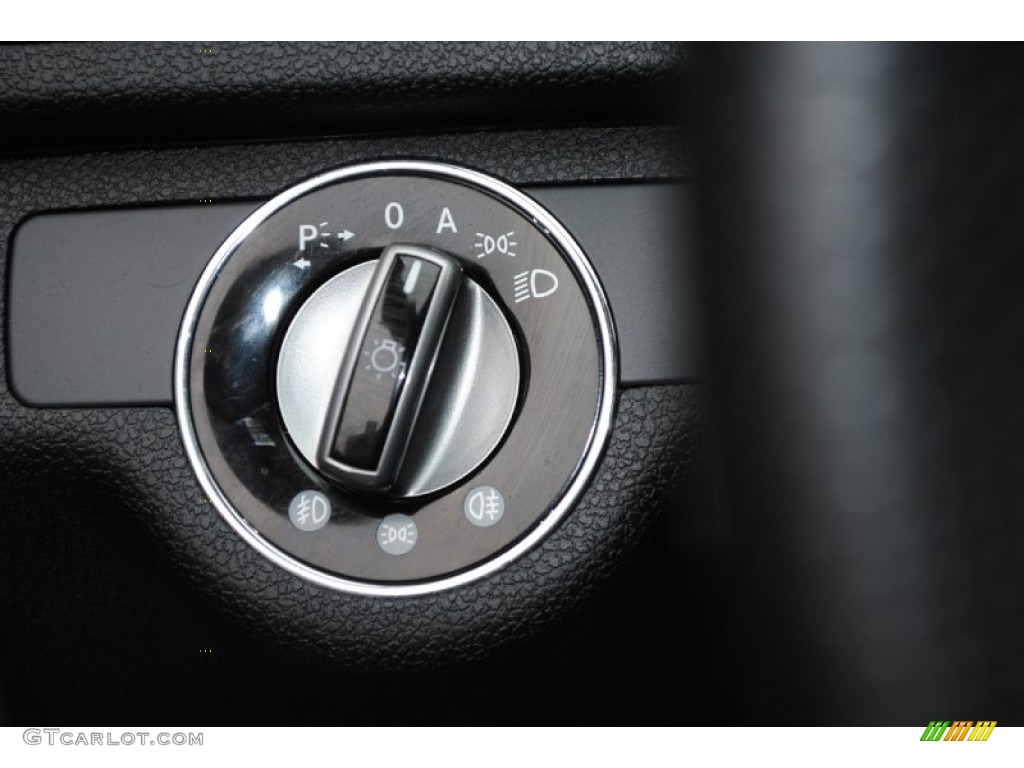 2009 Mercedes-Benz C 63 AMG Controls Photo #75439956