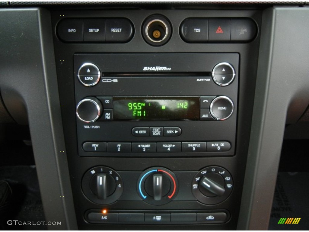 2008 Ford Mustang GT Premium Convertible Controls Photos