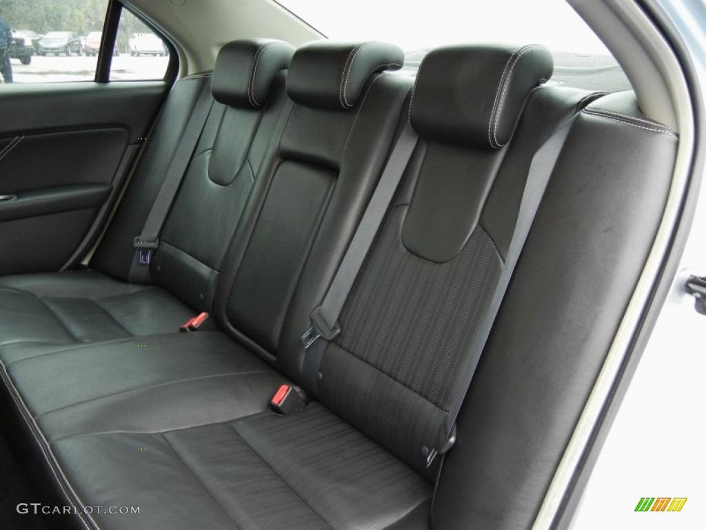 2010 Fusion Sport - Brilliant Silver Metallic / Charcoal Black photo #16