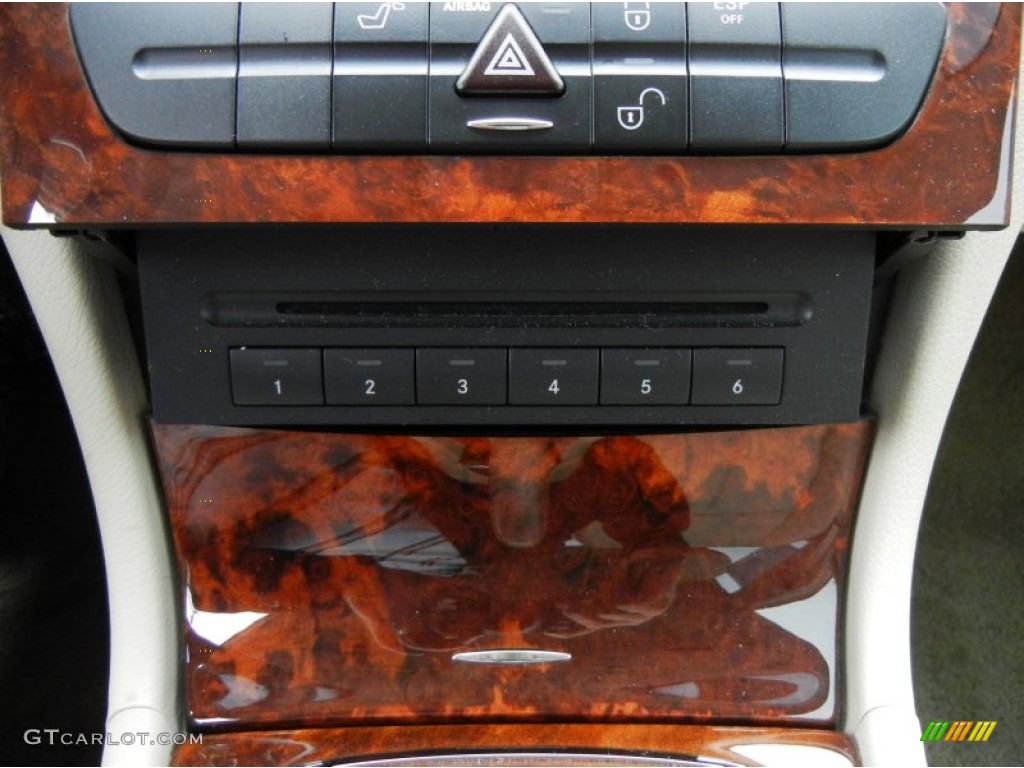 2003 Mercedes-Benz E 320 Sedan Audio System Photos