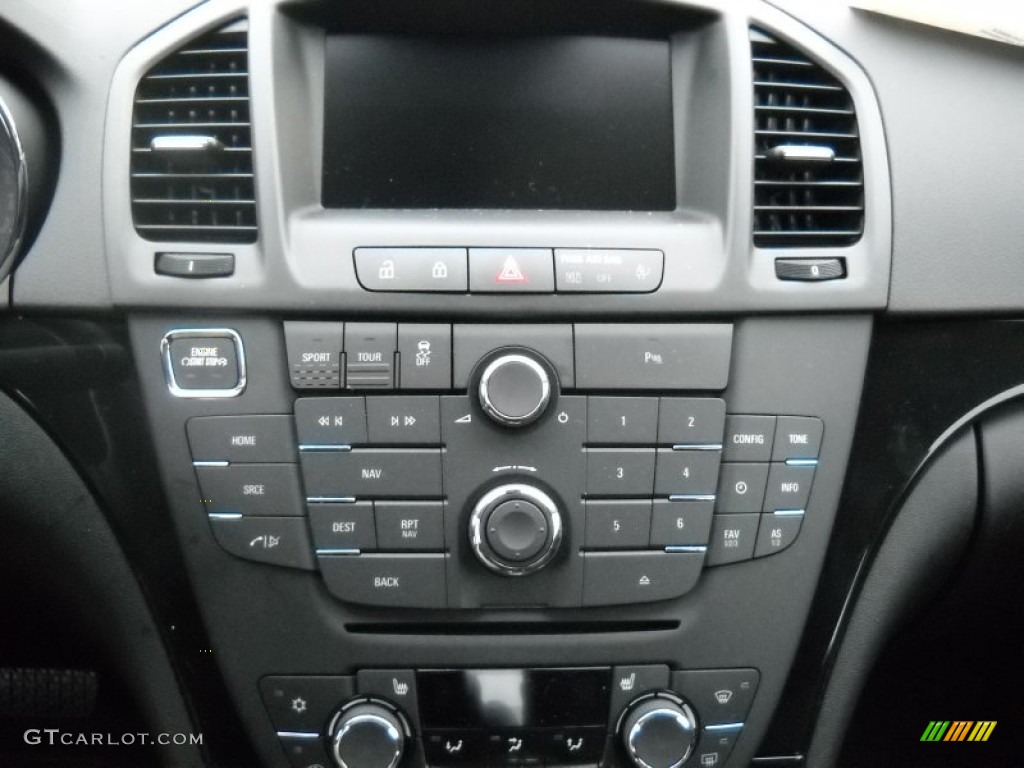 2013 Buick Regal Turbo Controls Photo #75450096