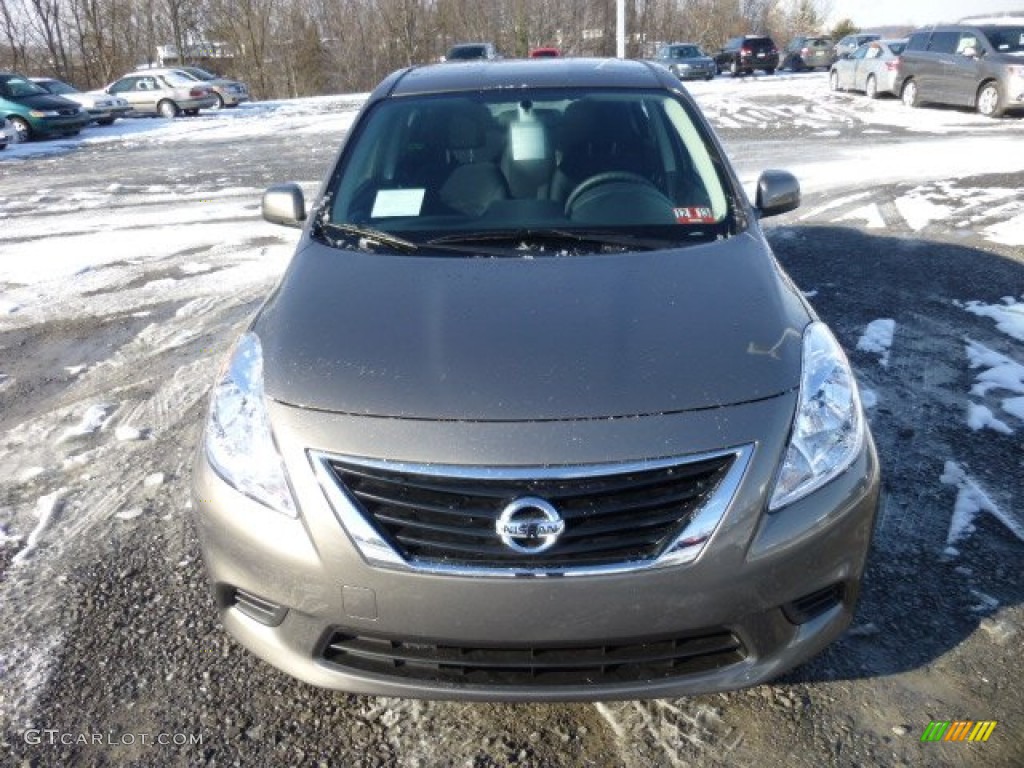 2013 Versa 1.6 SV Sedan - Titanium / Charcoal photo #2