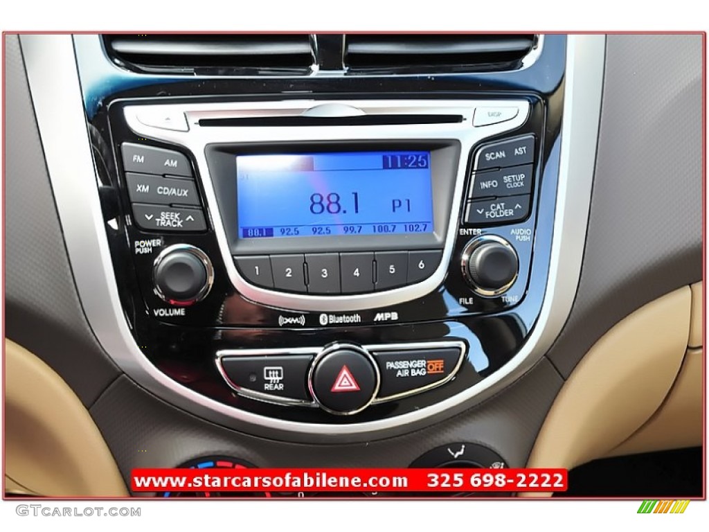 2013 Accent GLS 4 Door - Clearwater Blue / Beige photo #27