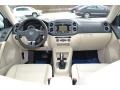 Candy White - Tiguan SE Photo No. 5