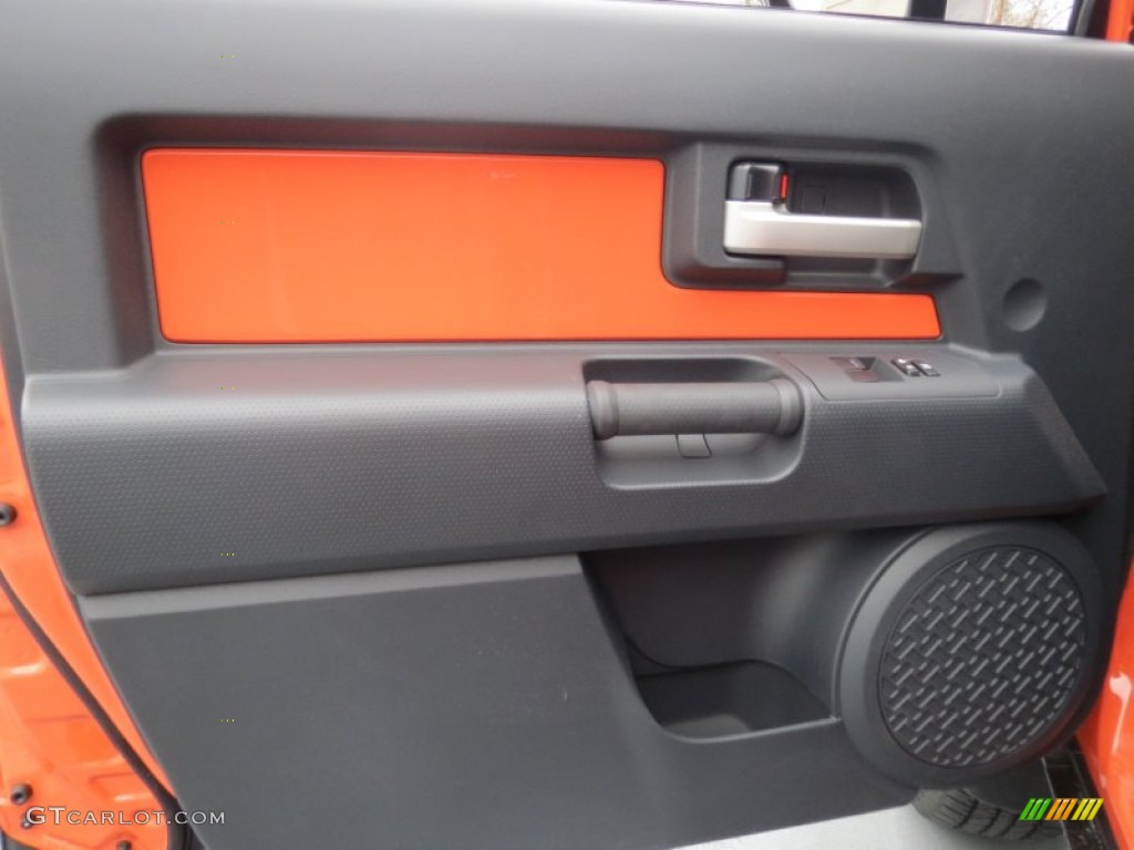 2013 Toyota FJ Cruiser 4WD Dark Charcoal Door Panel Photo #75458186