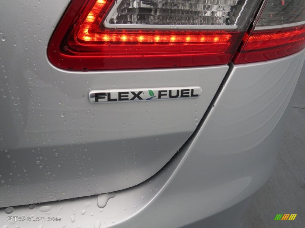 2013 Ford Taurus SE Marks and Logos Photo #75458795